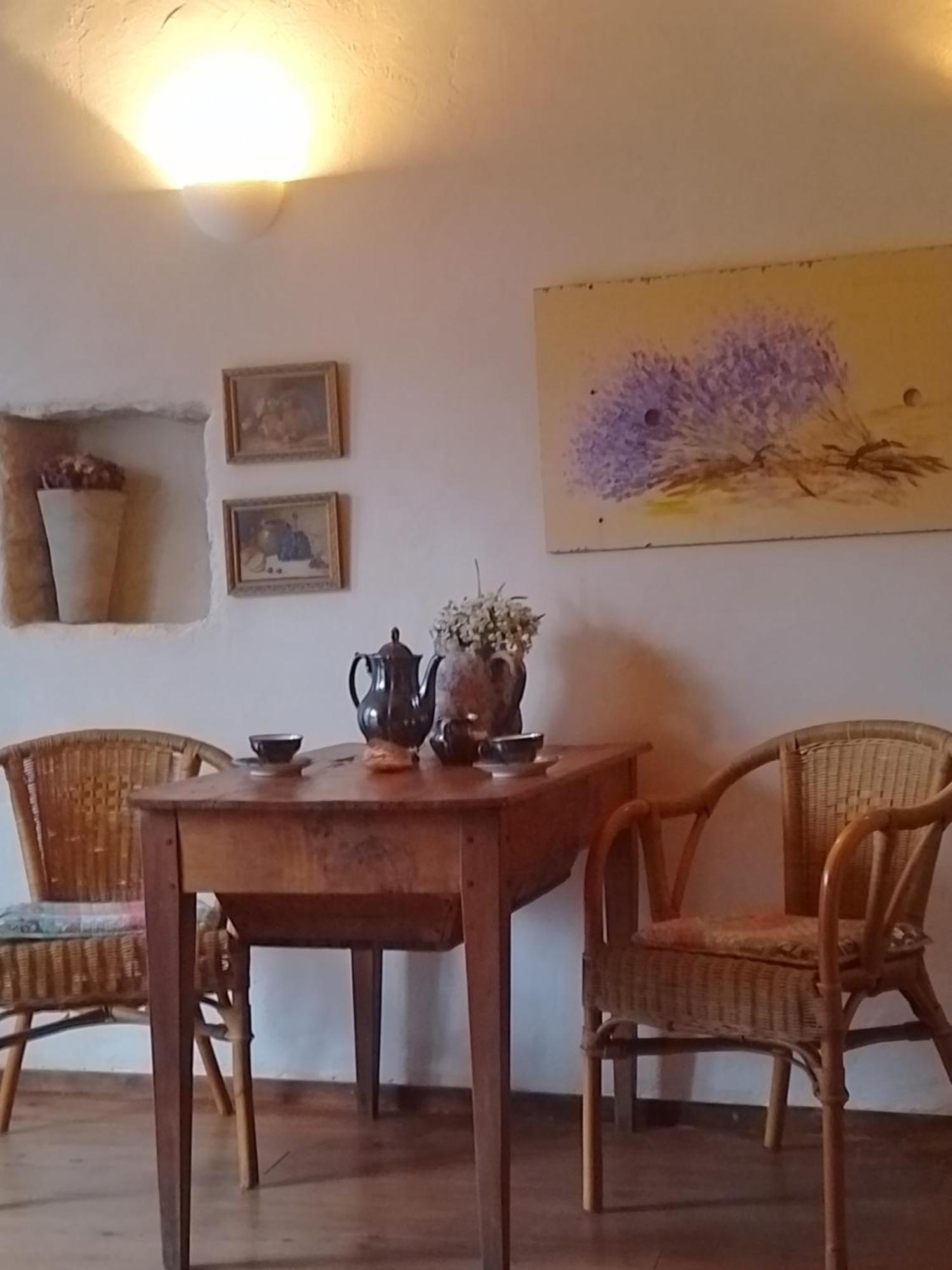 Bastida De Beata Bed & Breakfast Noailles  Eksteriør bilde